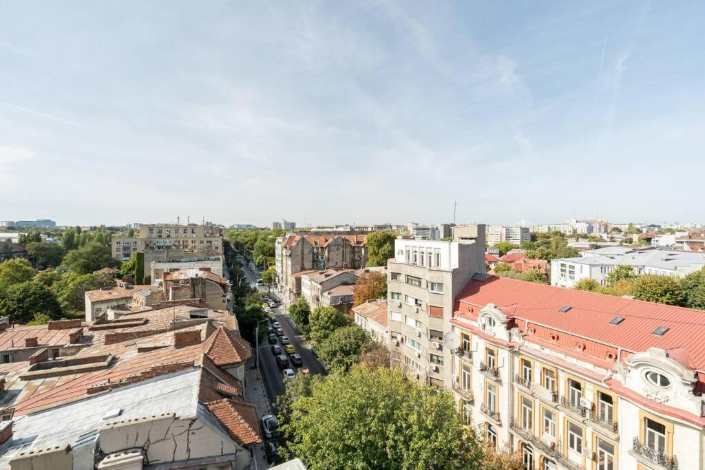 Appartement Stunning Views 3Br Sunny Flat - Amazing Terrace à Bucarest Extérieur photo